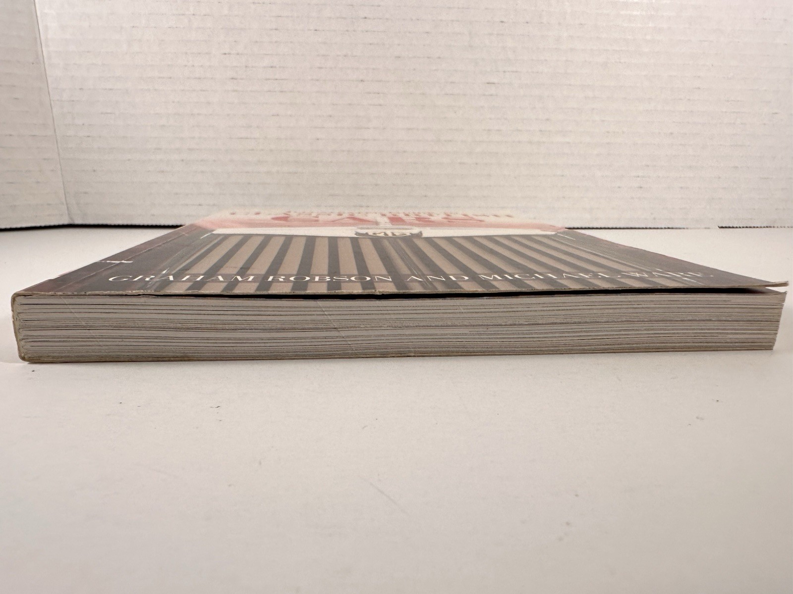 Illustrated Guide to Classic British Cars Graham Robson Michael Ware Softcover