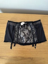 Vintage Victoria’s Secret Women Size Small NWT Lace Black Garter Belt