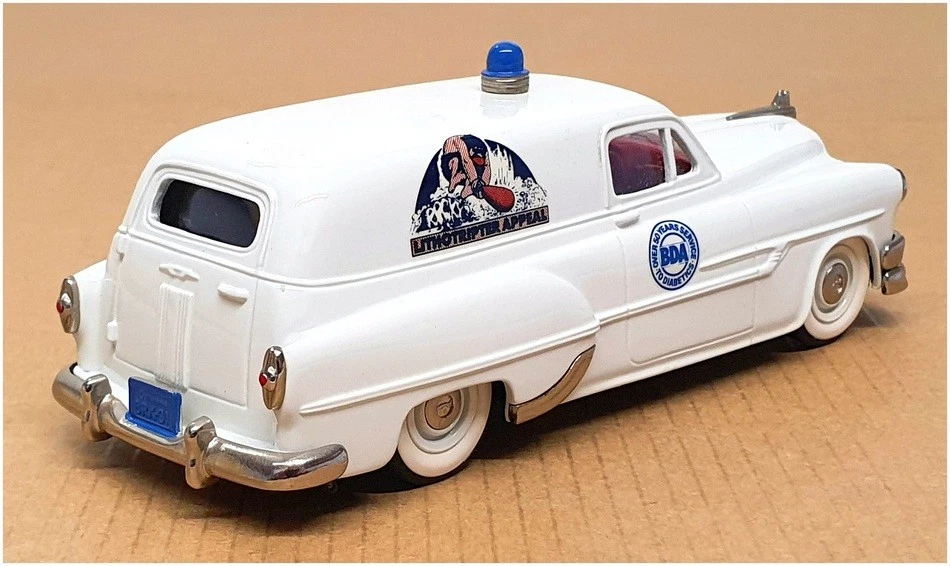 Brooklin 1/43 Scale BRK31 006 - 1953 Pontiac Sedan Delivery Van 1 Of 500 — 第 2/4 张图片