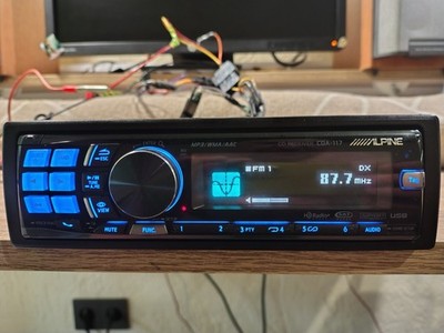 Alpine CDA-117 Car Stereo Mobile Media Station Fully Working Great Shape