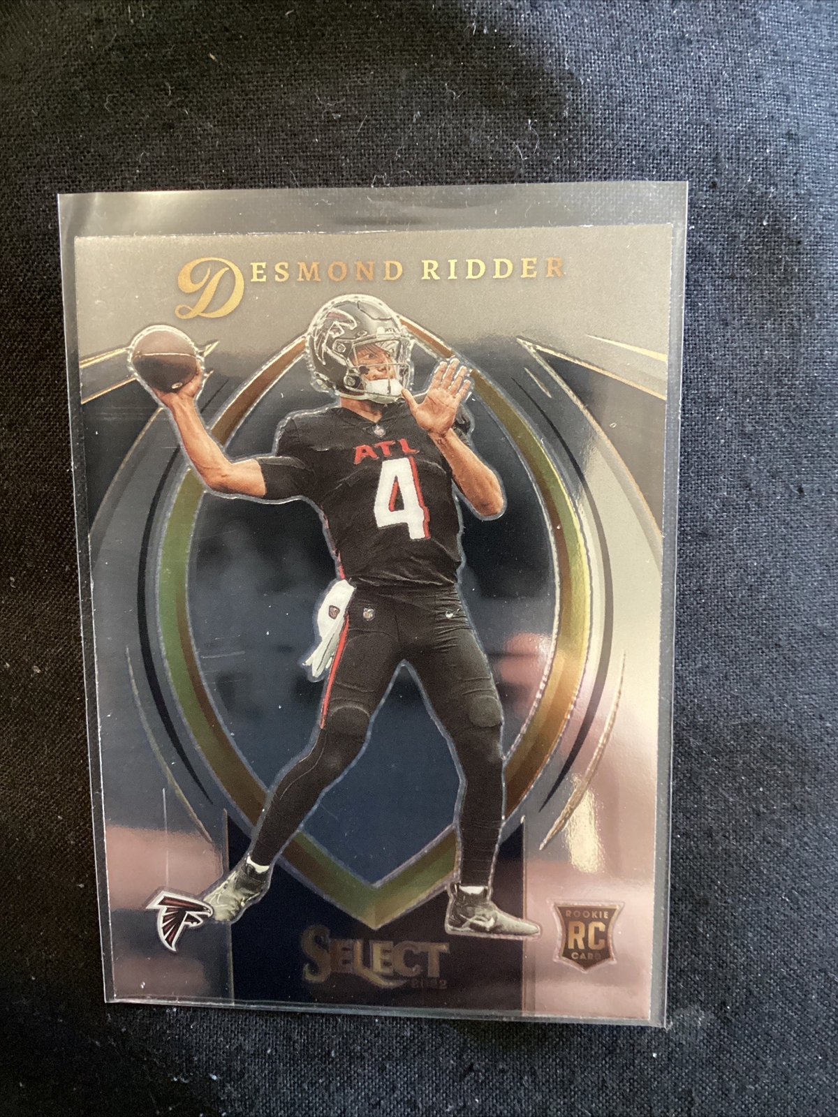 2022 Panini Select - Select Certified Rookies #SCR-4 Desmond Ridder (RC). JT7