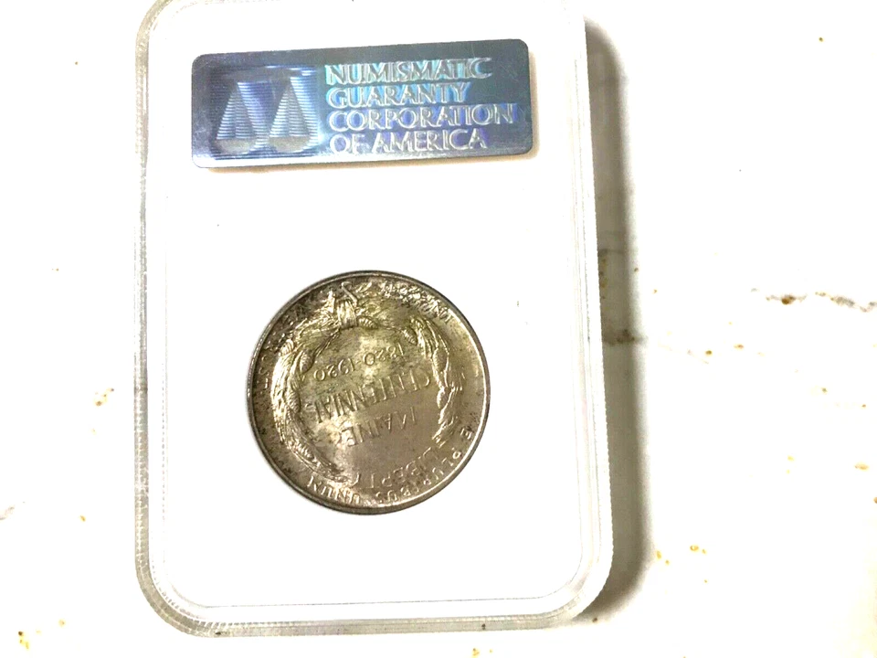 1920 MAINE CENTENNIAL COMMEMORATIVE SILVER HALF DOLLAR,CERTIFIED NGC MS65 - Image 2 of 2
