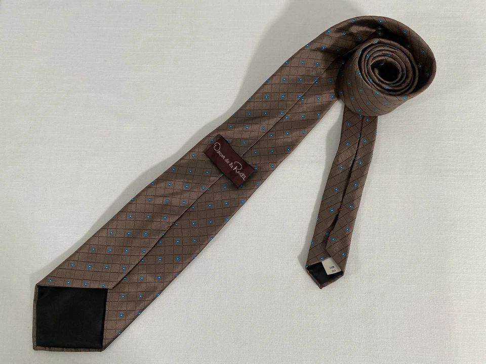 Corbata Oscar de la Renta marrón azul caja a cuadros 100 % seda para hombre (48”x 3”) Foto 3 de 4