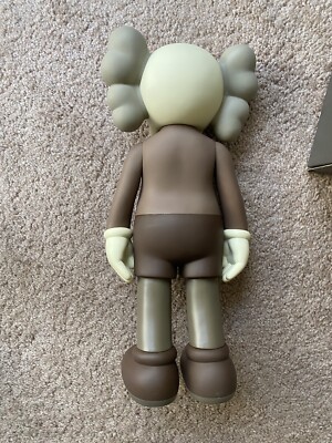 Kaws Five Years Later Companion Brown 5YL 2004 Medicom Toy