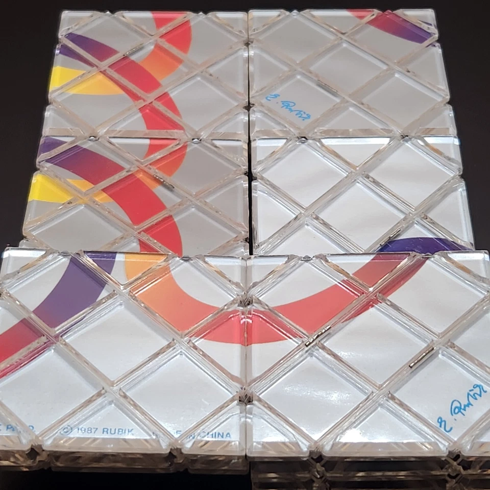 1987 Rubik’s Magic Puzzle Link the Rings Matchbox Silver Brainteaser Rubiks - Image 4 of 4