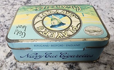 old navy tobacco leaf Antique Player's Navy Cut Cigarettes Gold Leaf Tobacco Tin – Early 20th  Century