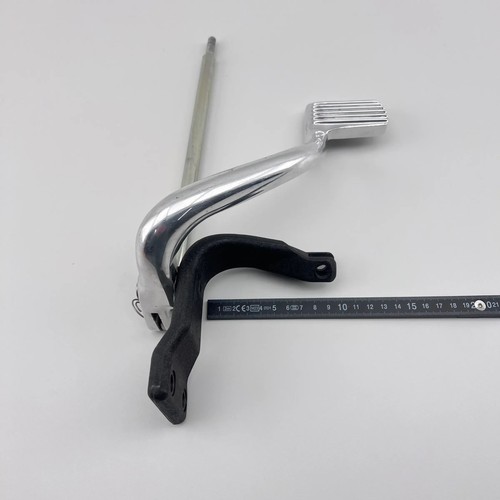 Harley Davidson Dyna Bremspedal Halter Fußraste Mid Control Schaltgestänge - Picture 7 of 8
