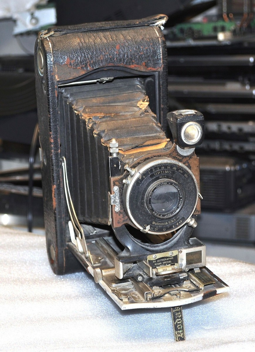 EASTMAN KODAK No.3A AUTOGRAPHIC KODAK SPECIAL BELLOWS CAMERA