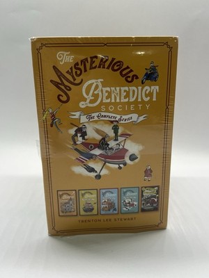 The Mysterious Benedict Society - Paperback, by Stewart Trenton Lee brand new