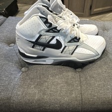 Nike High Top Lace-Up Colorblock Athletic Sne...