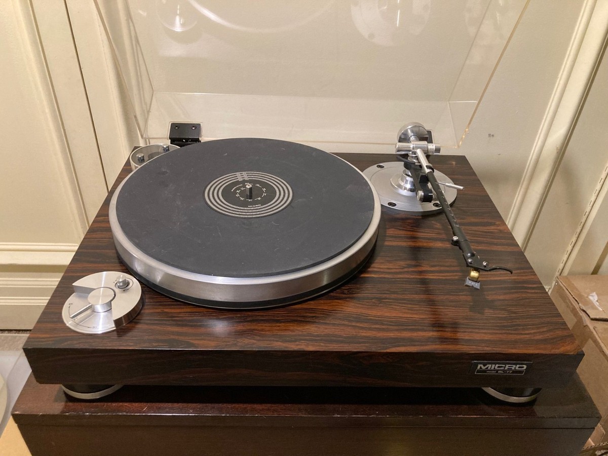 Micro Seiki BL-77 turntable with Micro Seiki MA-707 tonearm Micro Seiki BL-77 turntable with Micro Seiki MA-707 tonearm