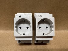 Siemens 5TE6700 Shockproof Socket - Lot of 2