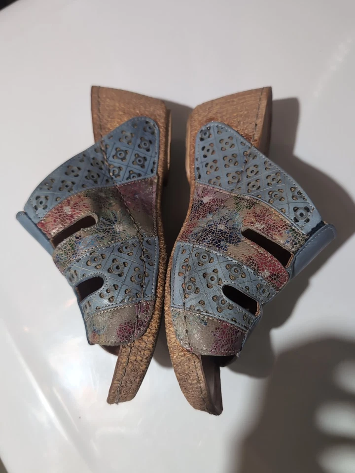 L'Artiste, Spring Step Leather Women Wedge Sandals EU 38 US 7.5 Blue Floral - Image 4 of 4