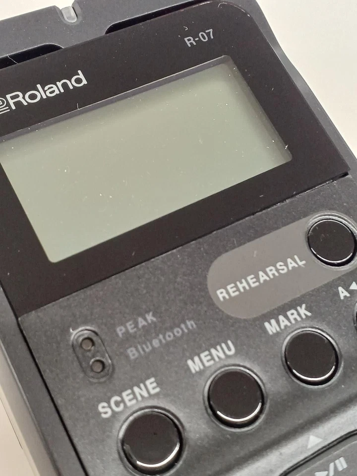 Roland R-07 Linear PCM Recorder IC Recorder Hi-Res 24bit/96kHz microSD usato - Immagine 4 di 4