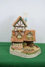 David Winter Cottages "The Flower Shop" #17 Mint in original box with COA. 