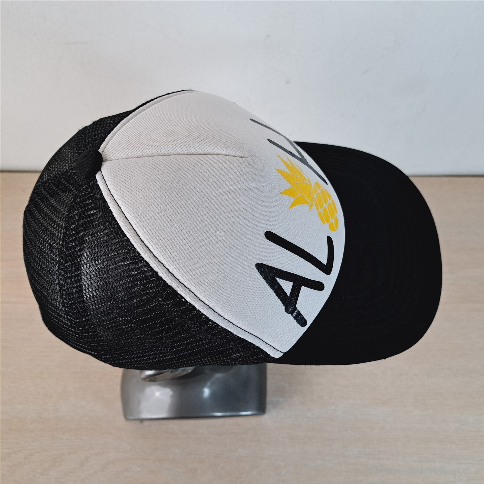 ALOHA PINEAPPLE ADJUSTABLE SNAPBACK TRUCKER/MESH … - image 11