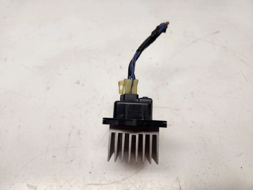2003-11 Honda Element Front Blower Motor Resistor *ONLY* - Manual Temp Control - Image 2 of 4