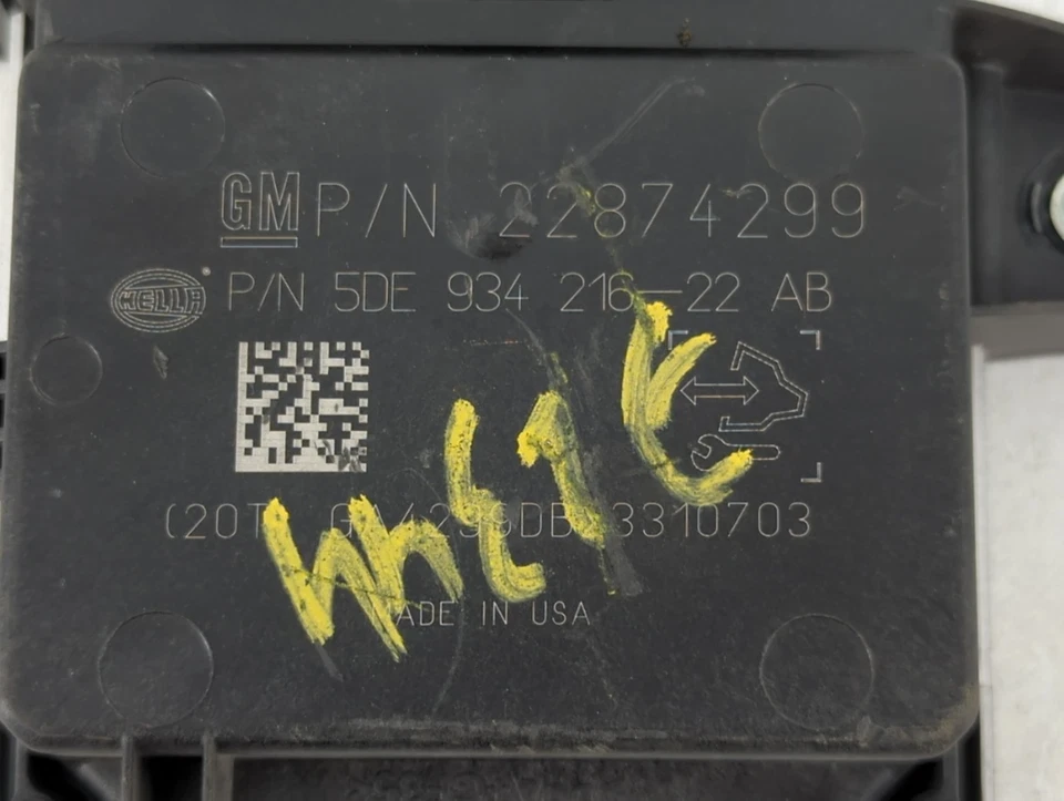 Chevrolet Sonic 2013-2014 módulo de control de chasis Ccm Bcm control de carrocería T6NOF Foto 3 de 4