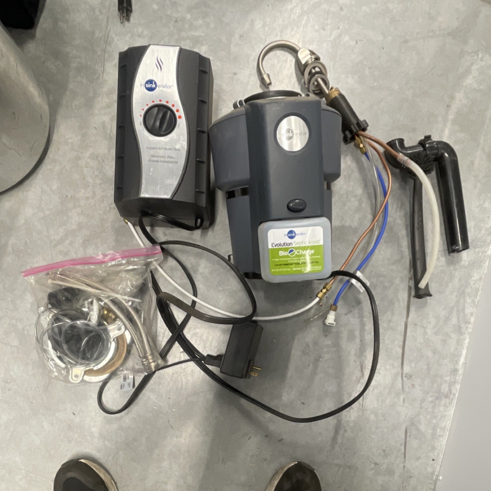 InSinkErator Septic Assist-2 3/4 HP Garbage Disposal, Hot Water Tank, Bio-Charge