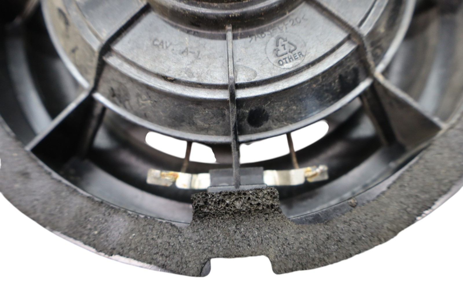 Maserati Quattroporte 2003-2013 Rear Left Speaker