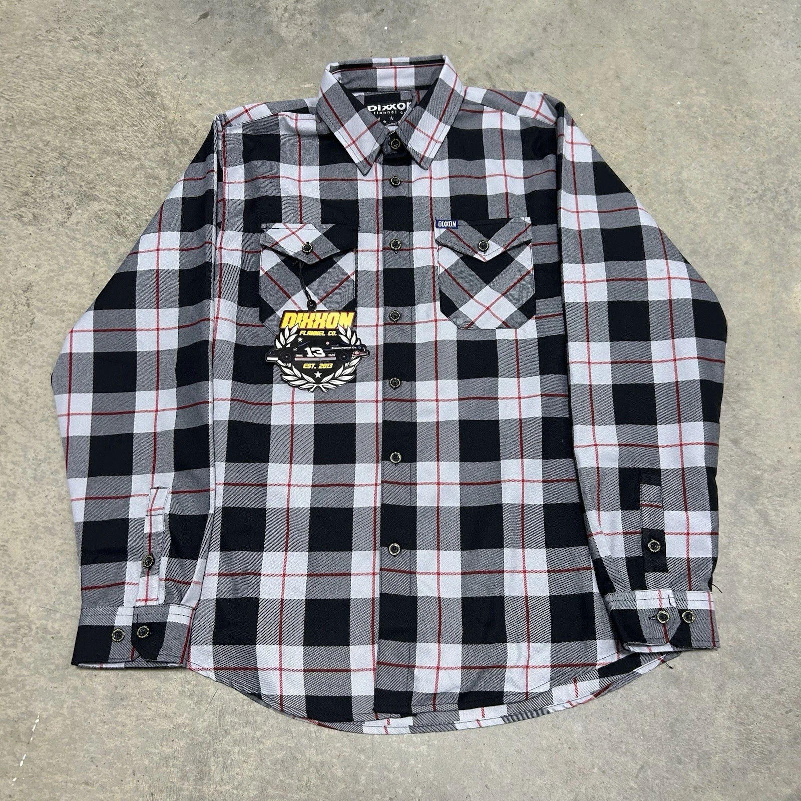 Dixxon Flannel Company The Intimidator Men’s Long Sleeve Button Up Shirt Size L