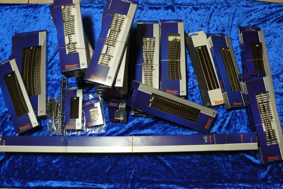 AUSWAHL: VIELE Roco Line Gleise, Weichen NEU unbenutzt,OVP u.a. 42440, 42406 - Bild 2 von 2