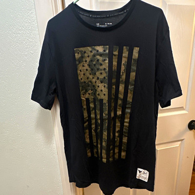 Under Armour HeatGear Men's XL Relaxed Breathable Black USA Flag Graphic Tee