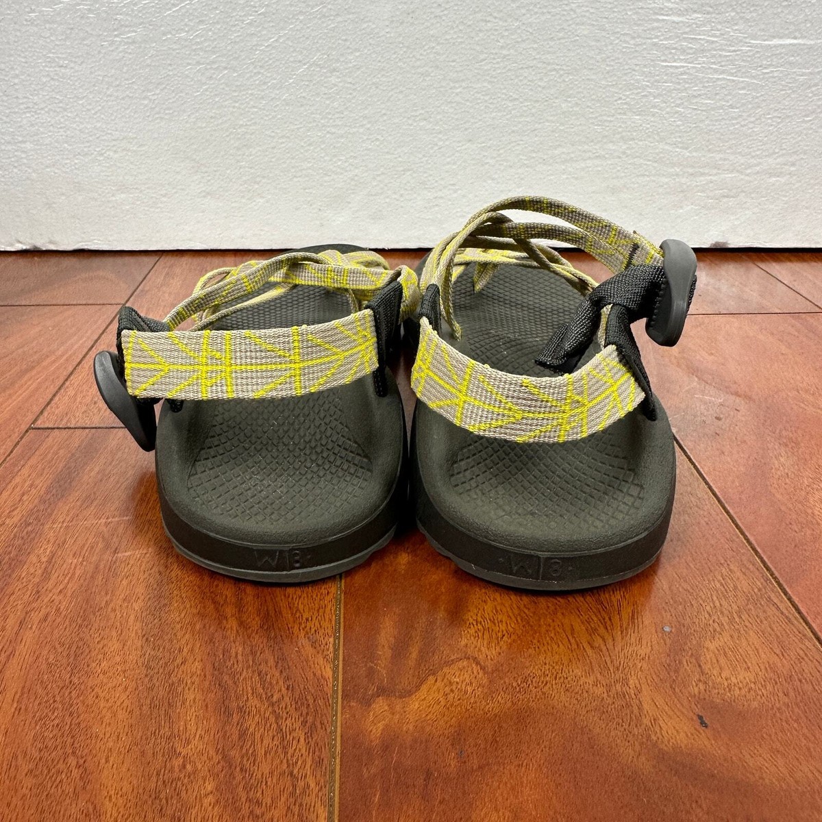 Chaco Womens Size 8 ZX/2 Classic Strappy Sandals Gray Yellow | eBay