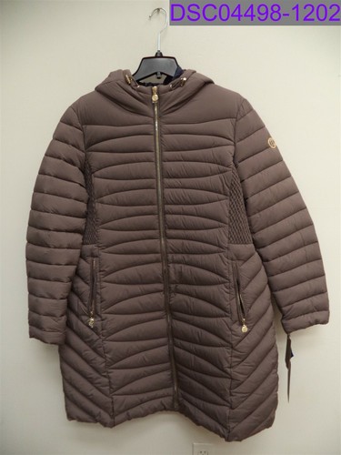 Women's Size XXL Bernardo Packable 