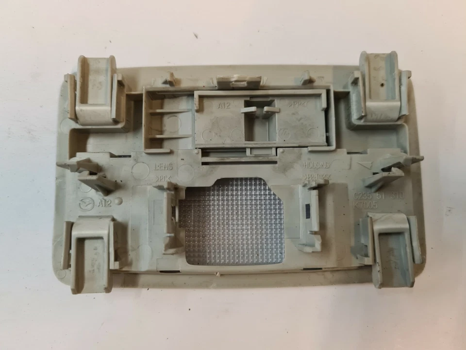 Luz de cortesía interior trasera Mazda 6 GH MK2 2007-2012 ORIGINAL C23551310 Foto 3 de 4