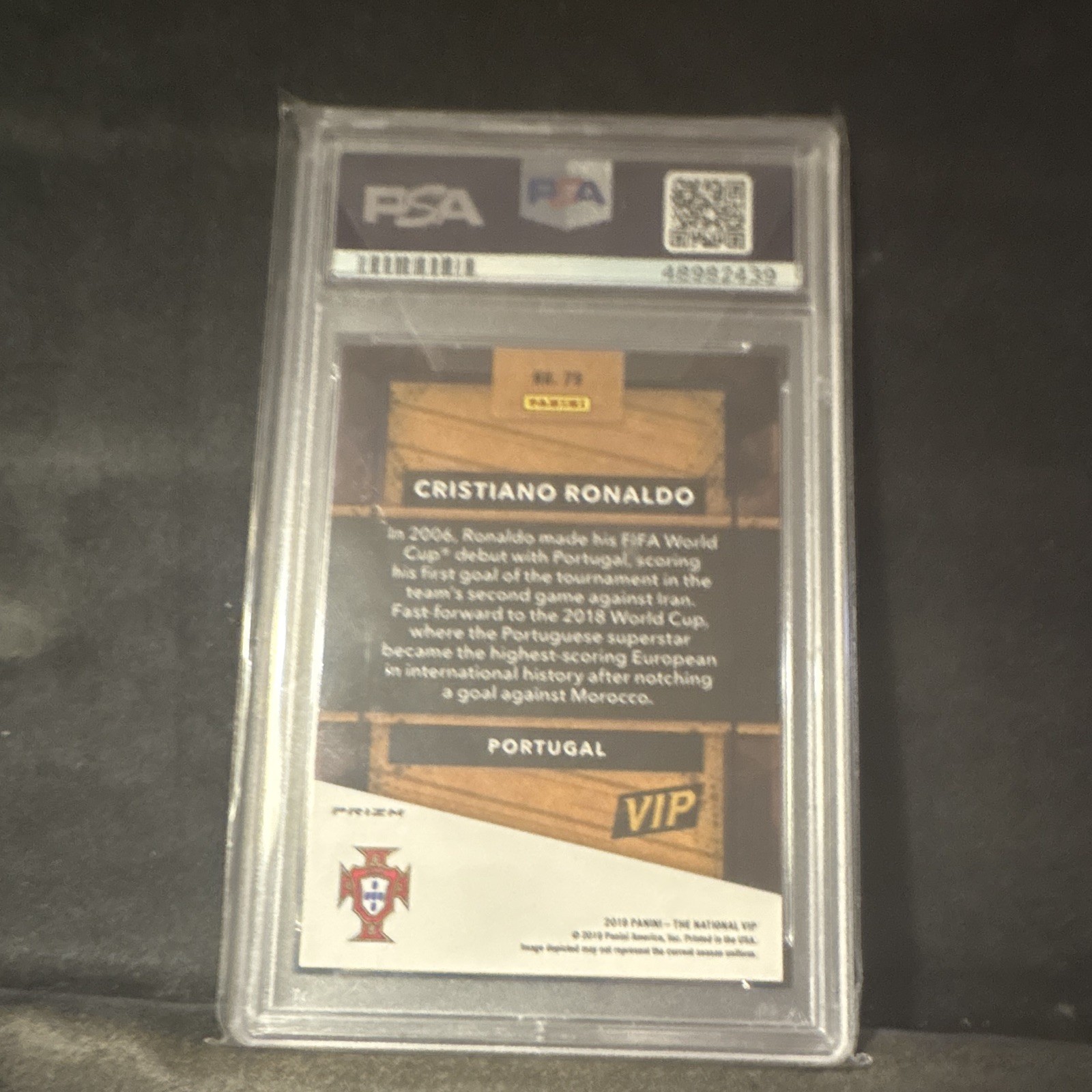 Panini 2019 Nat'l Conv. VIP Cristiano Ronaldo #79 Gold Party Prizm PSA 9 view 2
