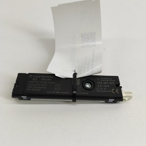 MERCEDES-BENZ GLA X156 Antennenverstärker A2229055804 2.10 Diesel 125kw