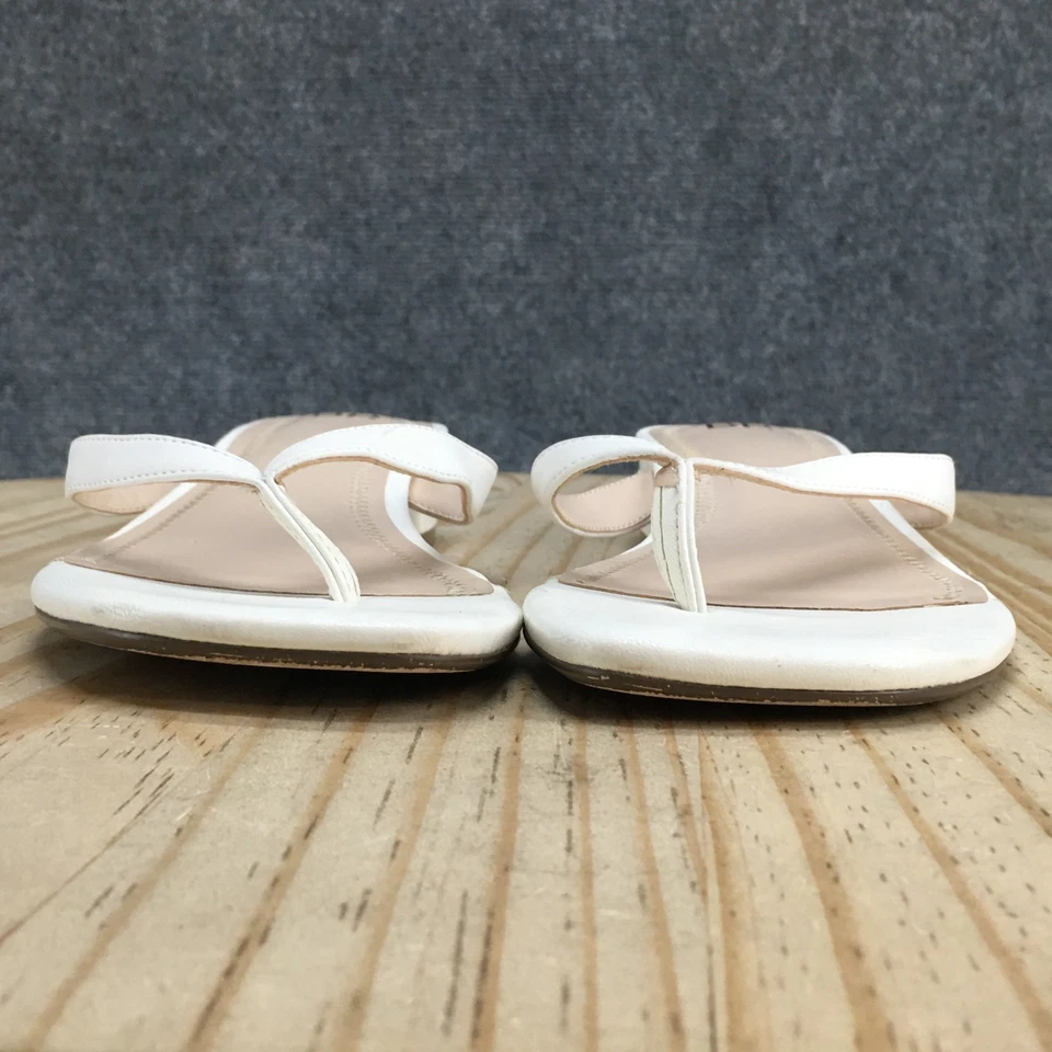 Sandalias BP para mujer 8,5 M blancas garra tanga imitación cuero tacones informales puntera Foto 3 de 4