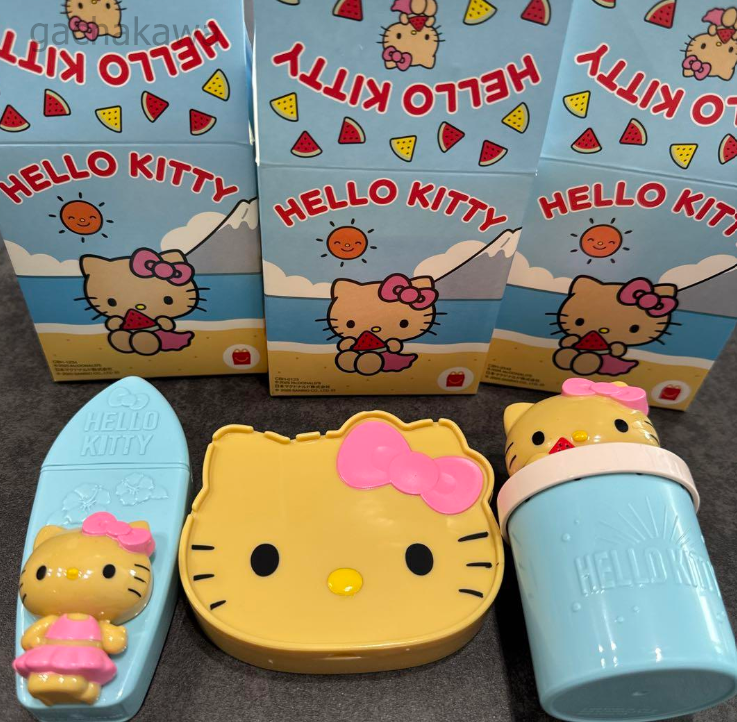 McDonald Hello Kitty Hawaii Tanned Figure 3 Types Happy set