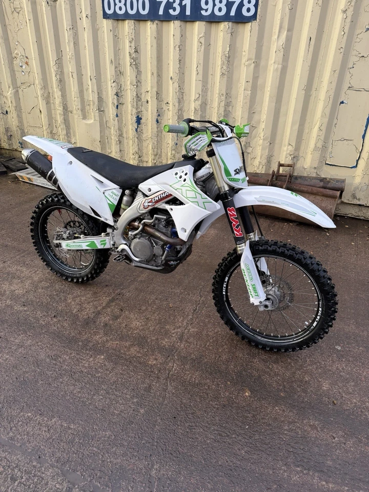KXF 450 Dirtbike White and Green 2009 Motocross Enduro - Image 2 of 4