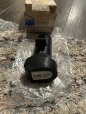 A5010/A6909 New Genuine Eaton Fuller Shift Knob 9 or 10 Speed - OEM A-6909