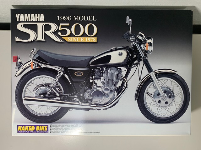 Maquette Moto Yamaha SR400/500 Aoshima 1/12 - Neuf Sous Blister