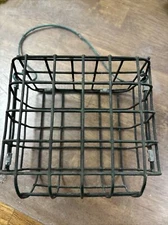SUET BASKET BIRD FEEDER (B16)