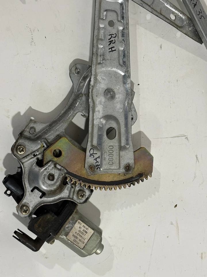 2006 2007 2008 INFINITI FX35 FX45 REAR RIGHT DOOR WINDOW REGULATOR W/ MOTOR ASSY - Image 3 of 4