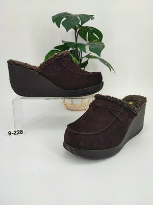 Volatile Women's Wynette Brown Suede Wedge Clogs Size 9 US