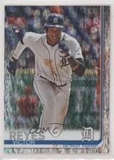 2019 Topps Factory Set Foilboard 100/162 Victor Reyes #560 2d9