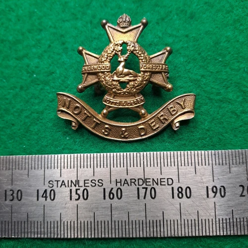 WW1 The Sherwood Foresters Notts & Derby Regiment Original Cap Badge Lugs