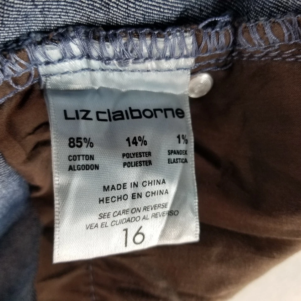 Liz Claiborne Jeans Women's Sz 16 Comfort Stretch Crop Dark Wash Normcore Cute - Image 3 of 4