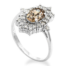 Bague or blanc sertie diamant fancy brown ovale, 1,38 carats clarté VS2