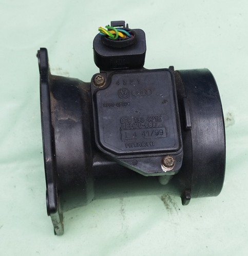 Audi A4 A6 A8 V6 Benzin Luftmassenmesser LMM 078133471E AFH70-08D