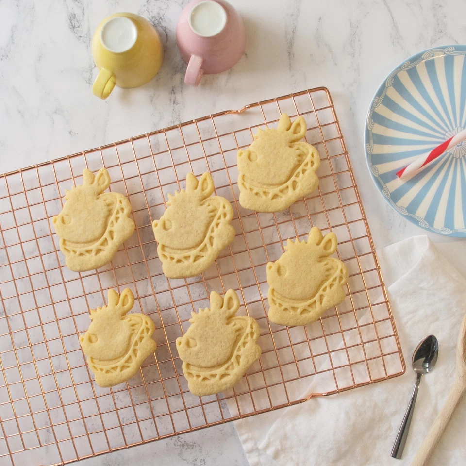 Cortador de galletas White Rabbit - Alicia en el País de las Maravillas fiesta del té Foto 3 de 4