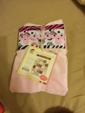 Creative Cuts Born to be Wild Snuggle Blankie Kit Pink 30" X 36" Craft Quilt Sew