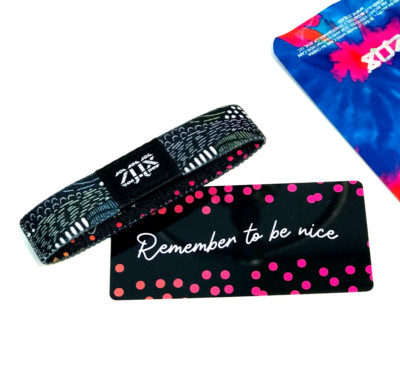 ZOX **REMEMBER TO BE NICE** Silver Single Medium MYS Wristband w/Card NIP