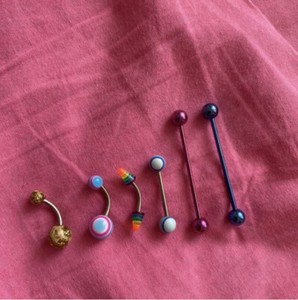 piercing ombelico titanio