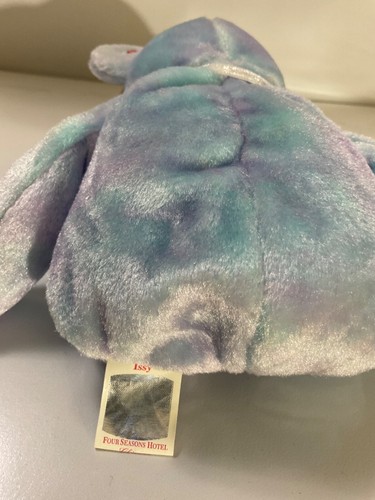 ORIGINAL ISSY (FOUR SEASONS CHICAGO) TY BEANIE BABY 2000 MINT w MINT TAG - Picture 3 of 3